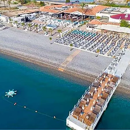 Marineland Sea View Aparthotel 4*