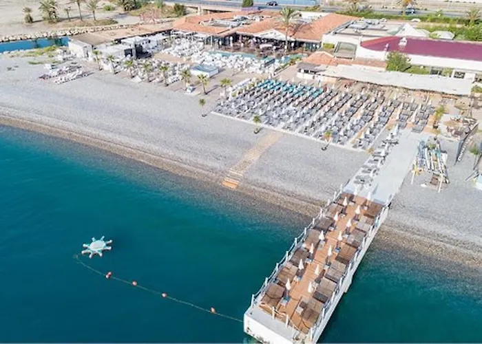 Marineland Sea View Апарт-отель