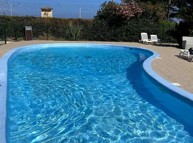 Marineland Sea View 4* Антиб